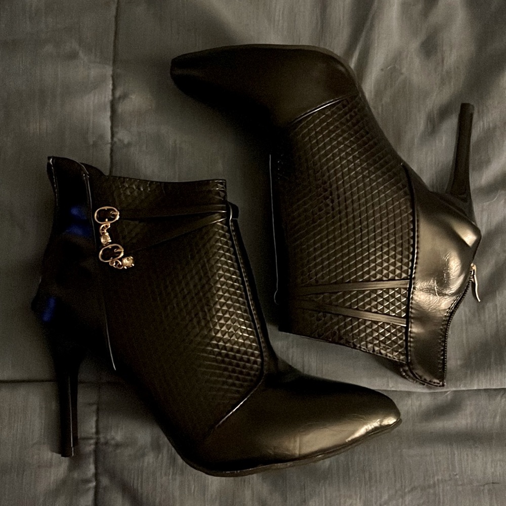 Shein Black High heeled boots